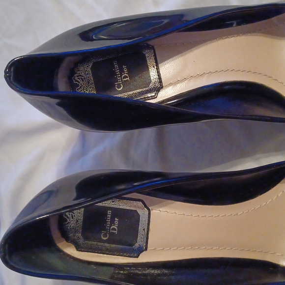 Christian Dior - Picture 2 of 5